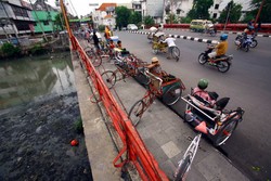 Catat Nih! Aneka Transportasi Murah Menuju Surabaya