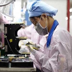 Kilau iPhone 5S Emas Mencuri Perhatian