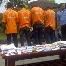 Polda Jabar Mengendus Modus Praktik Judi Melibatkan Pelajar