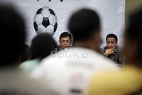 Momen jelang Kongres Luar Biasa (KLB) PSSI, yang akan berlangsung pada 17 Maret mendatang diharapkan oleh dua politisi DPR itu bisa menjadi titik balik dari kemajuan sepakbola Indonesia.