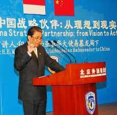 Imron Cotan, Dubes RI di Beijing Dapat Gelar Profesor Kehormatan