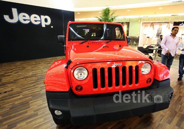 Jeep Wrangler Sahara Berwajah Sporty