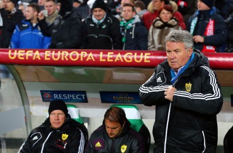 Hiddink Rindukan Atmosfer Liga Inggris