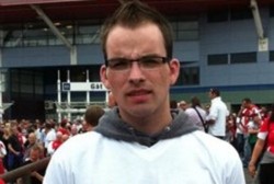 Karena Ngetwit Sembarangan, Pasien Bedah ini Ditolak Rumah Sakit