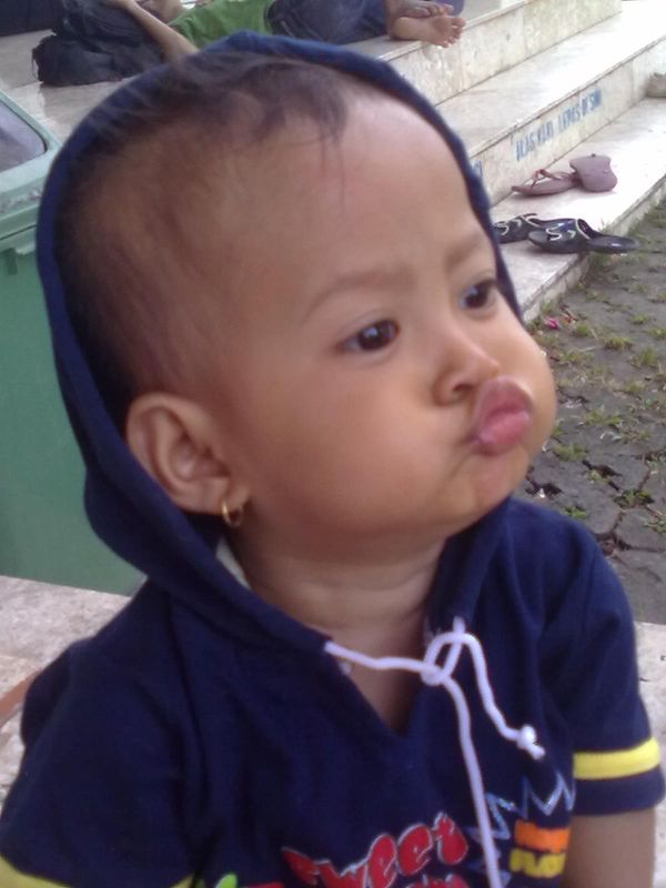 Kembar Dzakiyah Talita Sakhi & Dzakirah Talita Zahra, 1,11 Tahun, Perempuan