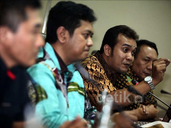 Merger Parpol Dianggap Menguntungkan