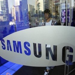 Rilis Galaxy S4, Saham Samsung Turun 