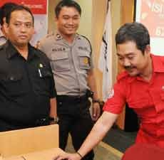 Juragan Dongkrak Pelanggan Telkomsel 20 Persen