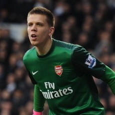 Szczesny & Vermaelen Masih Penting untuk Arsenal