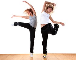 1 Jam Berhip-hop Aerobic, 500 Kalori Berlebih yang Terbuang!