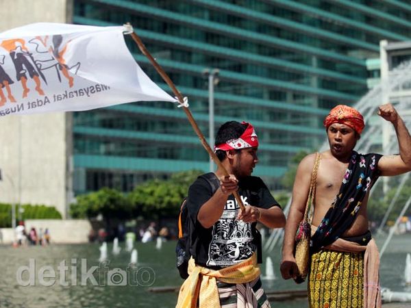 RUU Adat Diminta Segera Diundangkan