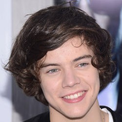 Putus dari Taylor Swift, Harry Styles Lirik Jennifer Lawrence