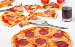 Wah, Penculik Ini Minta Tebusan Pizza dan Soda!