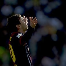 Messi Rindukan Vilanova, tapi Hormati Roura