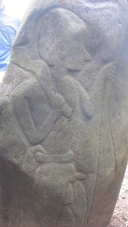 Selain Gambar Naga, Ada Gatotkaca & Bagong di Batu di Kuningan