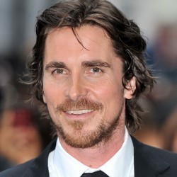 Christian Bale Dilirik untuk Perankan Nabi Musa