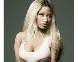 Foto: Nicki Minaj Tampil Tanpa Make-up di Sampul Majalah Elle