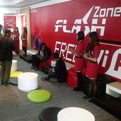 Telkomsel Bangun 25 Flash Lounge di 25 Kampus