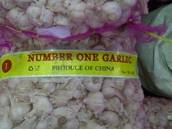 Ini Penampakan Bawang Putih Made In China di Kramat Jati