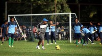 Meski waktu yang diberikan cukup sedikit, pelatih berusia 46 tahun ini akan memaksimalkan untuk memilih pemain untuk skuat inti.