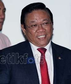 Ruang Ketua Fraksi Golkar Digeledah, Ini Kata Agung Laksono