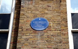 John Lennon dan George Harrison Dibuatkan Plakat Penghargaan di London