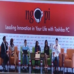 Laptop Tangguh Toshiba: Tahan Beban, Anti Air & Awet Baterai