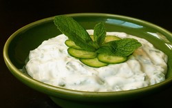 Nyam-nyam, Olahan Gurih Yogurt, dari Dovga Hingga Tzatziki