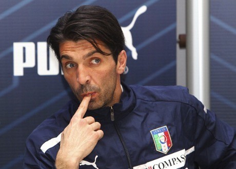 Hadapi Brasil, Italia Menguji Kekuatan Diri