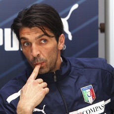 Hadapi Brasil, Italia Menguji Kekuatan Diri