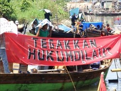 Nelayan Belawan Demo Tolak Operasional Alat Tangkap Ikan Ilegal