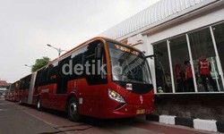 Kadishub DKI: Gaji Rp 7,7 Juta untuk Sopir TransJ di Koridor 9-12