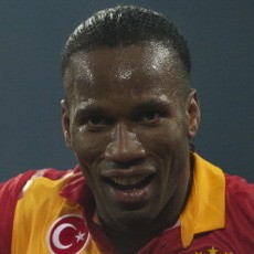 Sneijder Kembali ke Bentuk Terbaik, Drogba Bukan yang Dulu Lagi