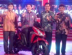 Keunggulan Honda Vario 125 Berkat Usung Teknologi Honda PCX