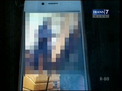 Keterlaluan! Petugas Lecehkan Korban Penggusuran