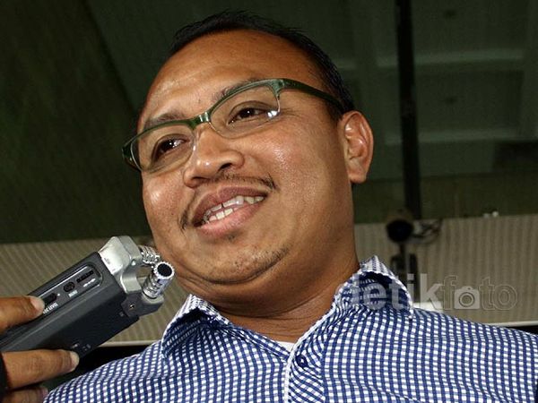 Sekjen PKS Taufik Ridho Diperiksa  KPK