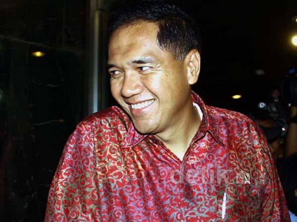 Timwas Century Minta Keterangan Gita Wirjawan