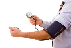 Periksa Tensi Darah Juga Bisa Dilakukan Sendiri, Begini Caranya