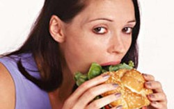 Ini Dia Trik Makan Junk Food Agar Tetap Sehat (2)