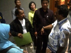 Tak Mau Digusur, Kumpulan Pedagang Stasiun Kereta Minta Bertemu Ahok