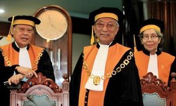 Presiden SBY Lantik Wakil Ketua MA di Istana Negara