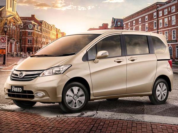 Honda Freed Kini Makin Lengkap