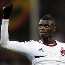Dilirik PSG, Niang Setia dengan Milan