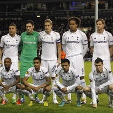 Spurs Ditunggu Delapan Final