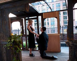 Pria Ini Habiskan Rp 437 Juta Hanya untuk Lamar Kekasih