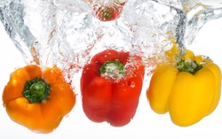 Kulit Wajah Mulus dan Kencang Berkat Paprika