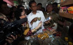 Jokowi Si Penikmat Jamu Gendong & Buah Lokal