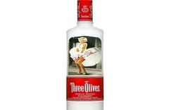 Marilyn Monroe Strawberry Vodka Akan Segera Dirilis