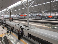 Indonesia Belum Bisa Buat Kereta Super Cepat Hingga 300 Km/Jam