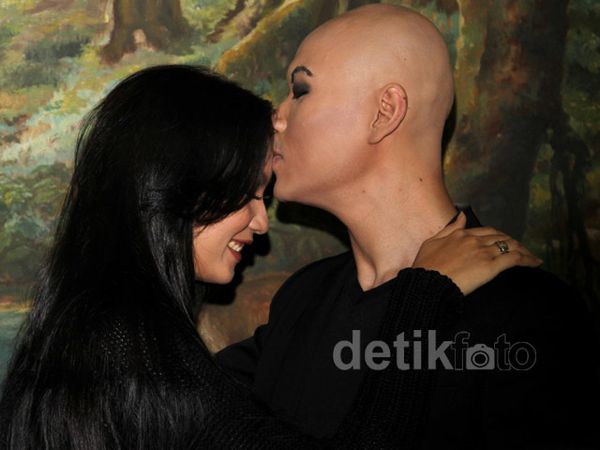 Cerai, Deddy Corbuzier & Kalina Tetap Mesra